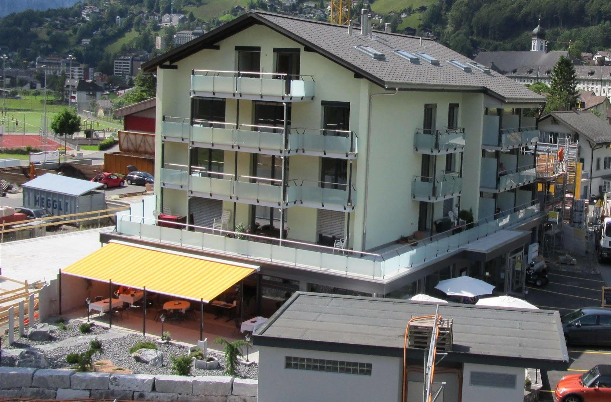 אנגלברג Hotel Hahnenblick מראה חיצוני תמונה